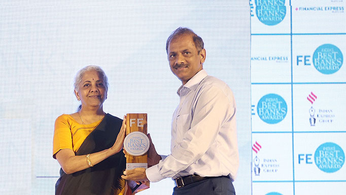 IDFC FIRST Bank wins FE India’s Best Banks Award for “Best Savings Account product 2019-20”