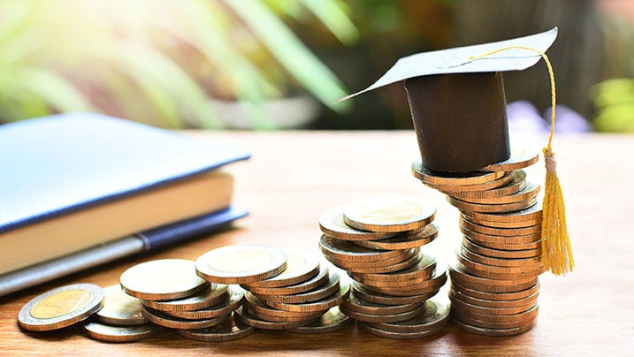 Here&#39;s how a personal loan can be used to fund your education | IDFC FIRST  Bank